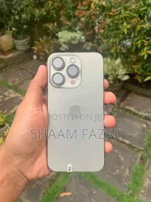 Apple iPhone 15 Pro (Used)