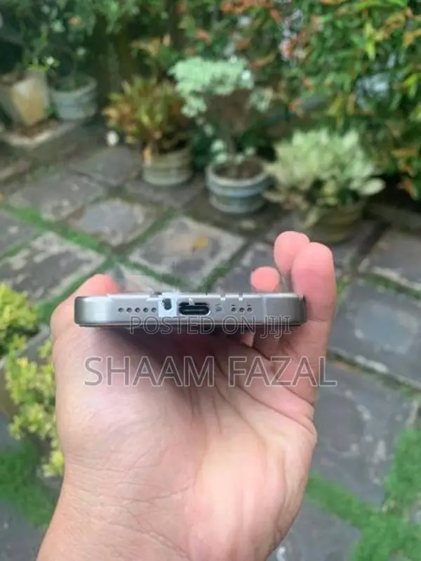 Apple iPhone 15 Pro (Used)