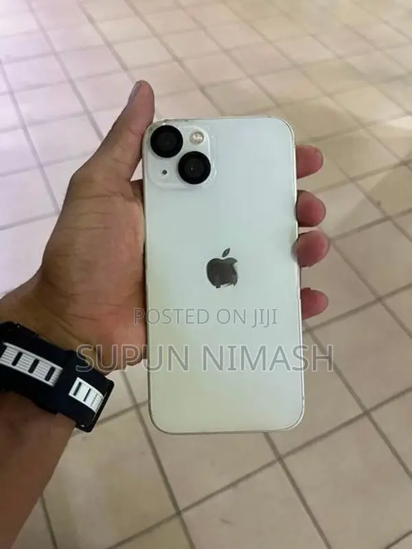 Apple iPhone 13 (Used)