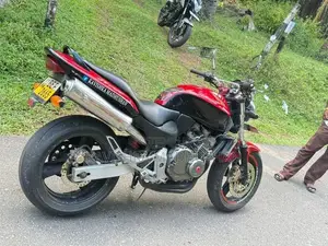 Honda Hornet 2004