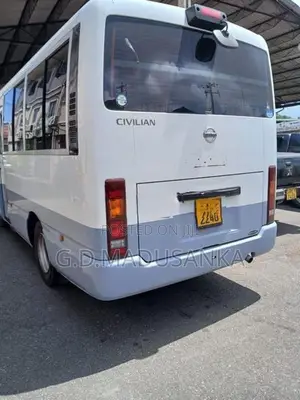 Nissan Civilian 2009