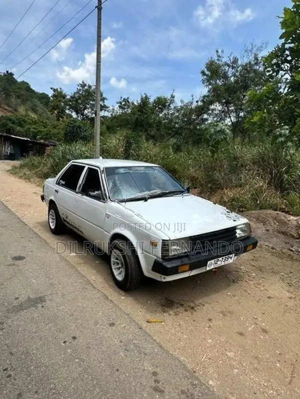 Nissan Sunny 1982