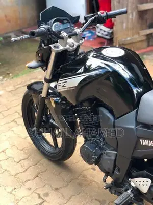 Yamaha FZ S 2015