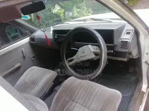 Toyota Corolla DX 1986
