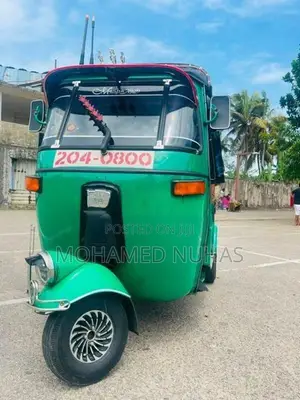 Bajaj RE 2001