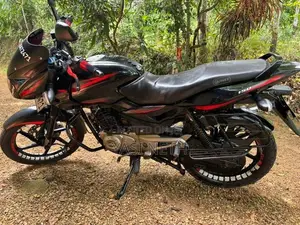 Bajaj Pulsar 150 2013