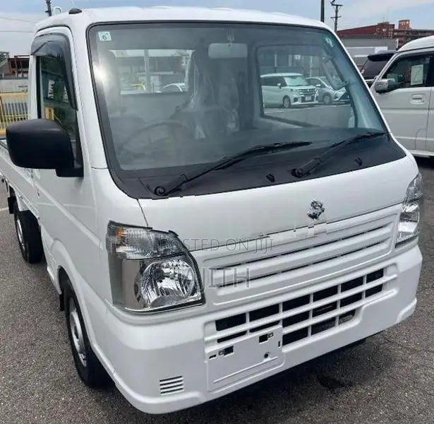 Suzuki Carry 2024