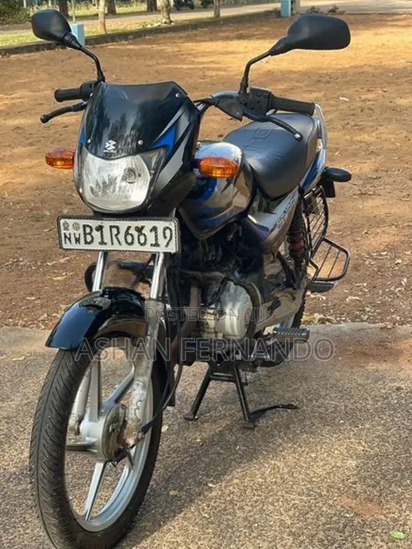 Bajaj CT100 2019