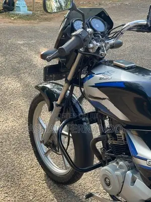 Bajaj CT100 2019