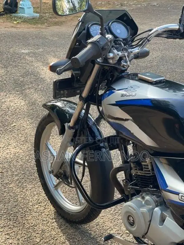Bajaj CT100 2019