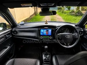 Toyota Axio 2016