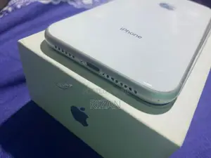 Apple iPhone XR (Used)