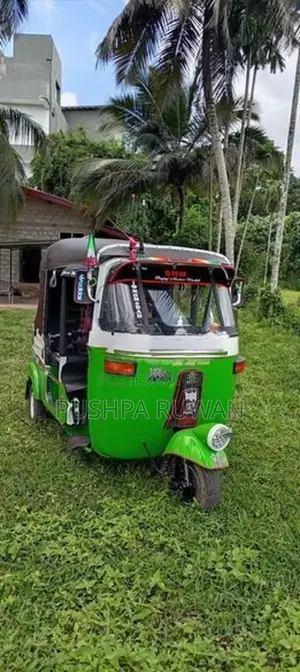 Bajaj RE 2006