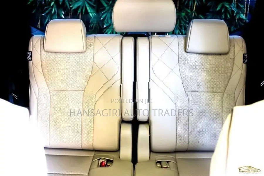 Toyota Alphard Executive Lounge 2025