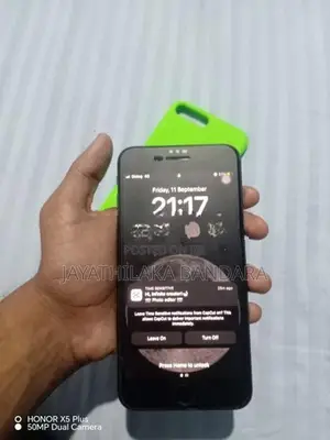 Apple iPhone 8 Plus (Used)