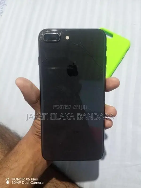 Apple iPhone 8 Plus (Used)
