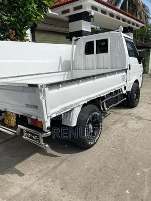Mazda Bongo 2007