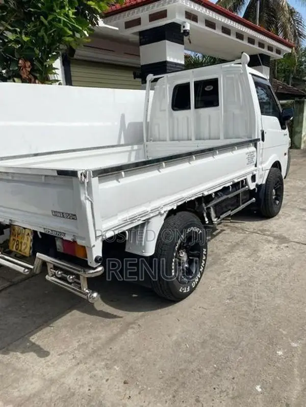 Mazda Bongo 2007