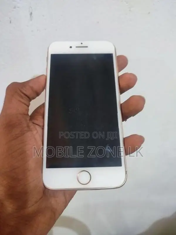 Apple iPhone 8 (Used)