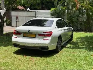 BMW 740Le 2016
