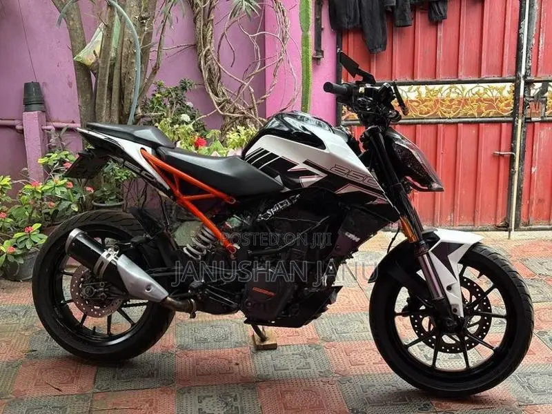 KTM Duke 125 2019