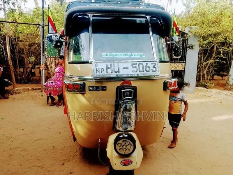 Bajaj RE 2003