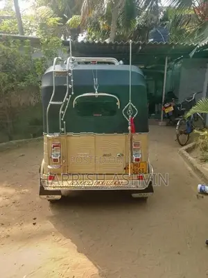 Bajaj RE 2003