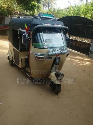 Bajaj RE 2003