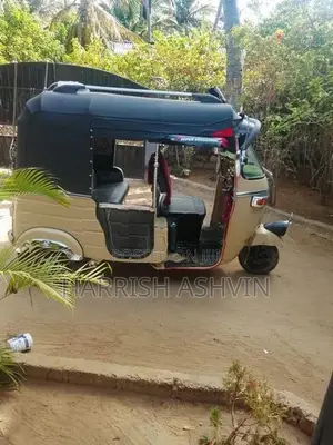 Bajaj RE 2003