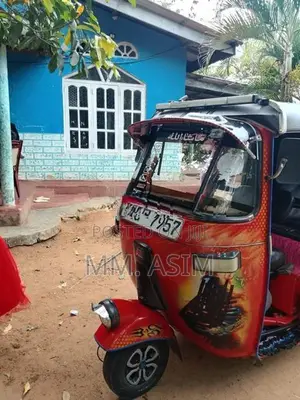 Bajaj RE 2006
