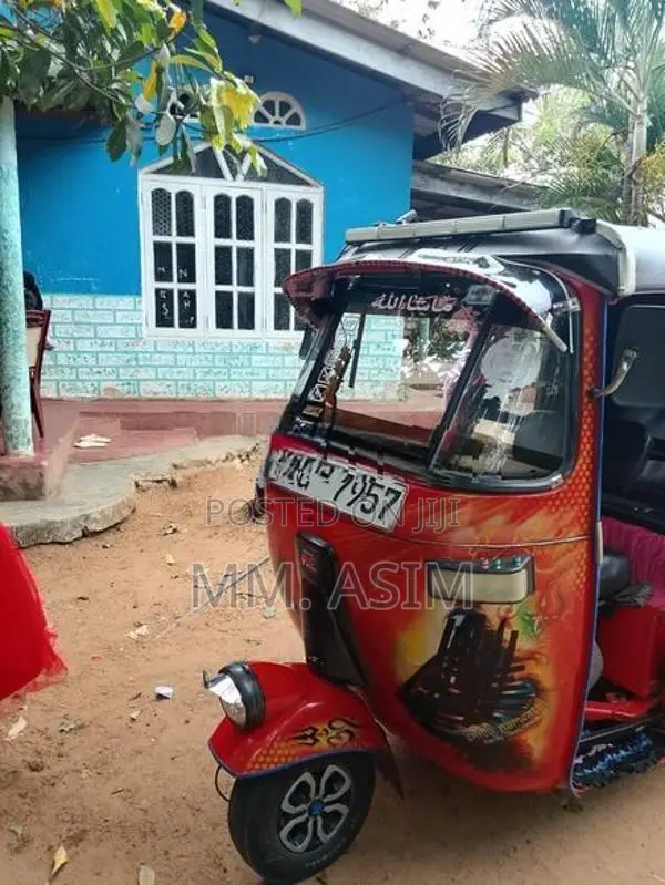 Bajaj RE 2006