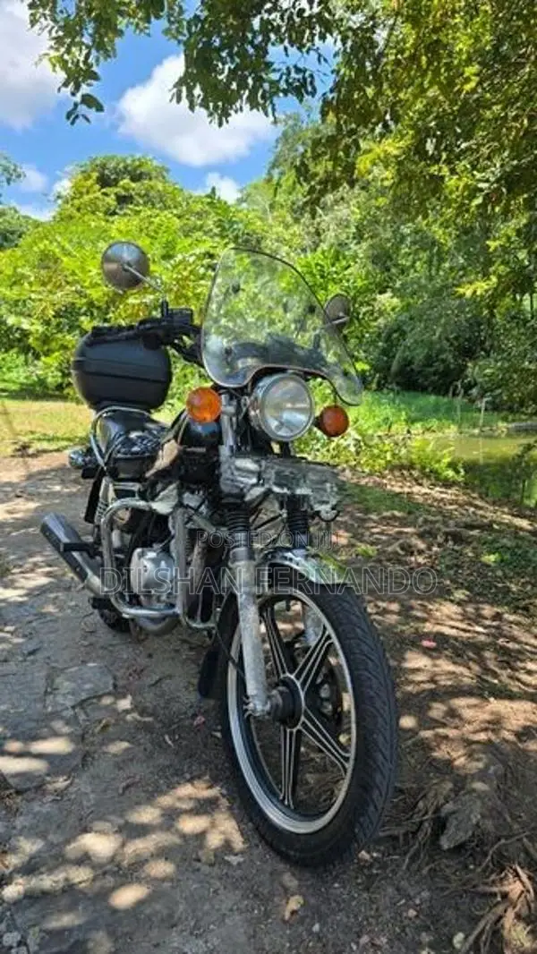 Suzuki GN 125 Classic 2019