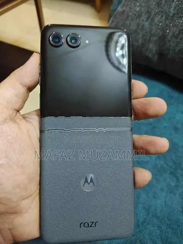 Moto RAZR 50 Flip (Used)