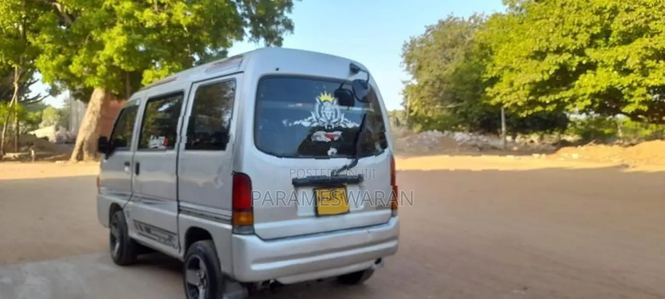 Subaru Sambar 2000