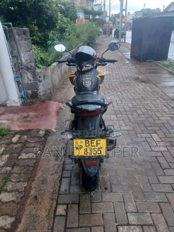 Honda CB Hornet Single Disk 2016