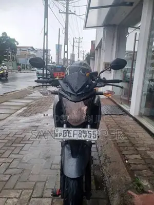 Honda CB Hornet Single Disk 2016