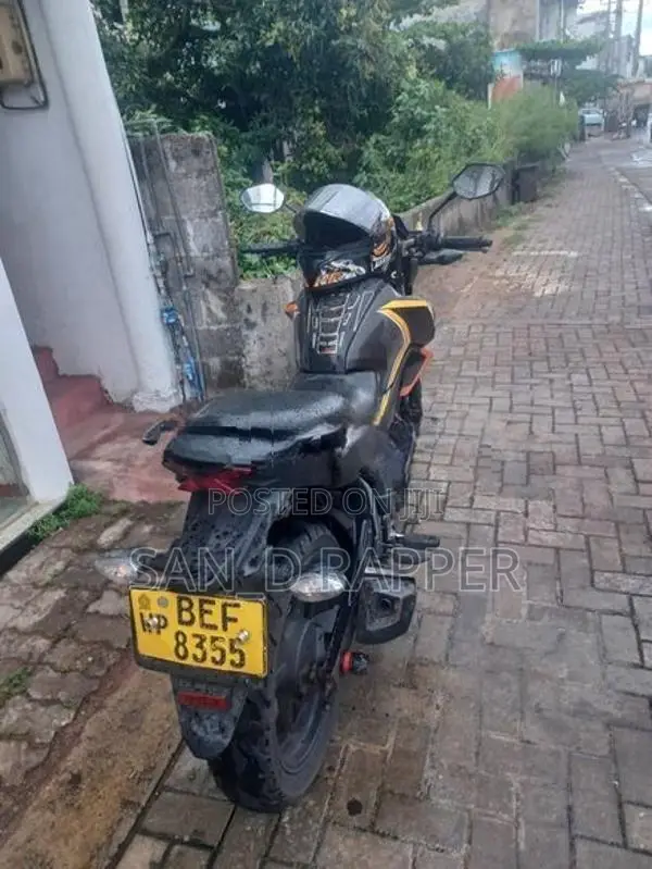Honda CB Hornet Single Disk 2016