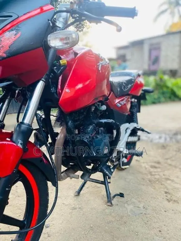 Bajaj Pulsar 180 2011