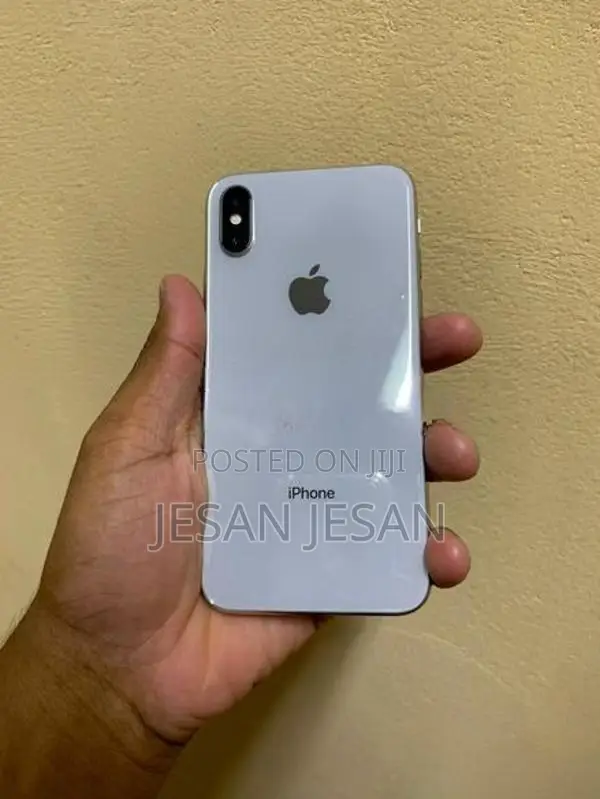 Apple iPhone X (Used)