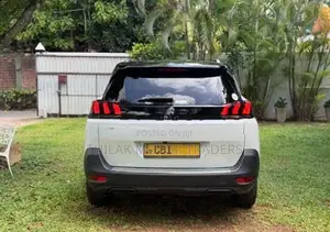 Peugeot 5008 2019