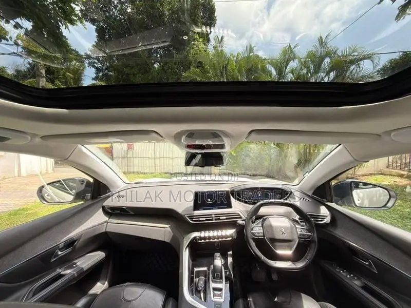Peugeot 5008 2019
