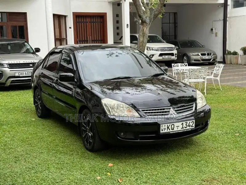 Mitsubishi Lancer GLX 2011