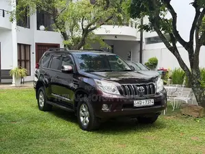 Toyota Land Cruiser Prado TX 2011