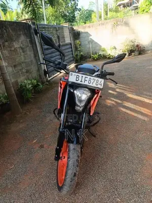 Bajaj KTM Duke 2020