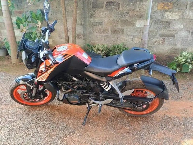 Bajaj KTM Duke 2020