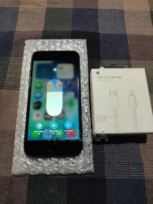 Apple iPhone SE 2 (Used)