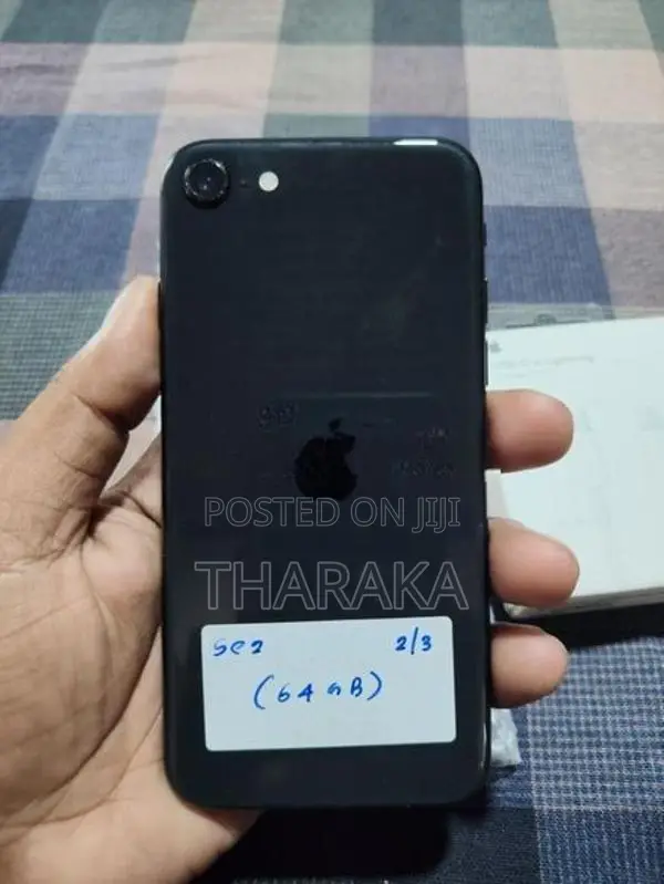 Apple iPhone SE 2 (Used)