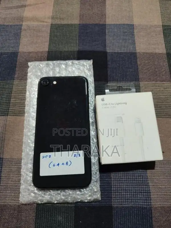 Apple iPhone SE 2 (Used)