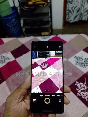 Vivo V30e (Used)