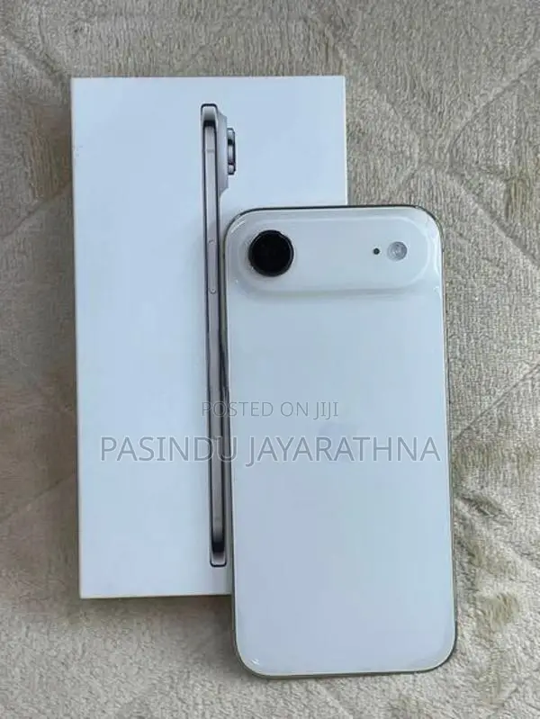 Apple iPhone 17 Air 256GB (Used)